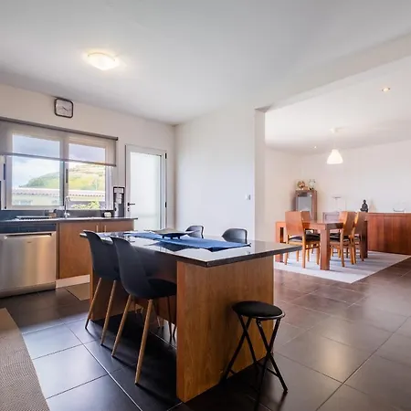 Azores Mountain View Ferienhaus Ribeira Grande